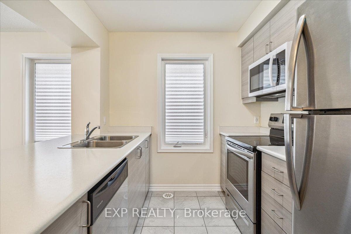 107 Lemieux Court - Townhouse photo 18 of 36 in Milton, Ontario