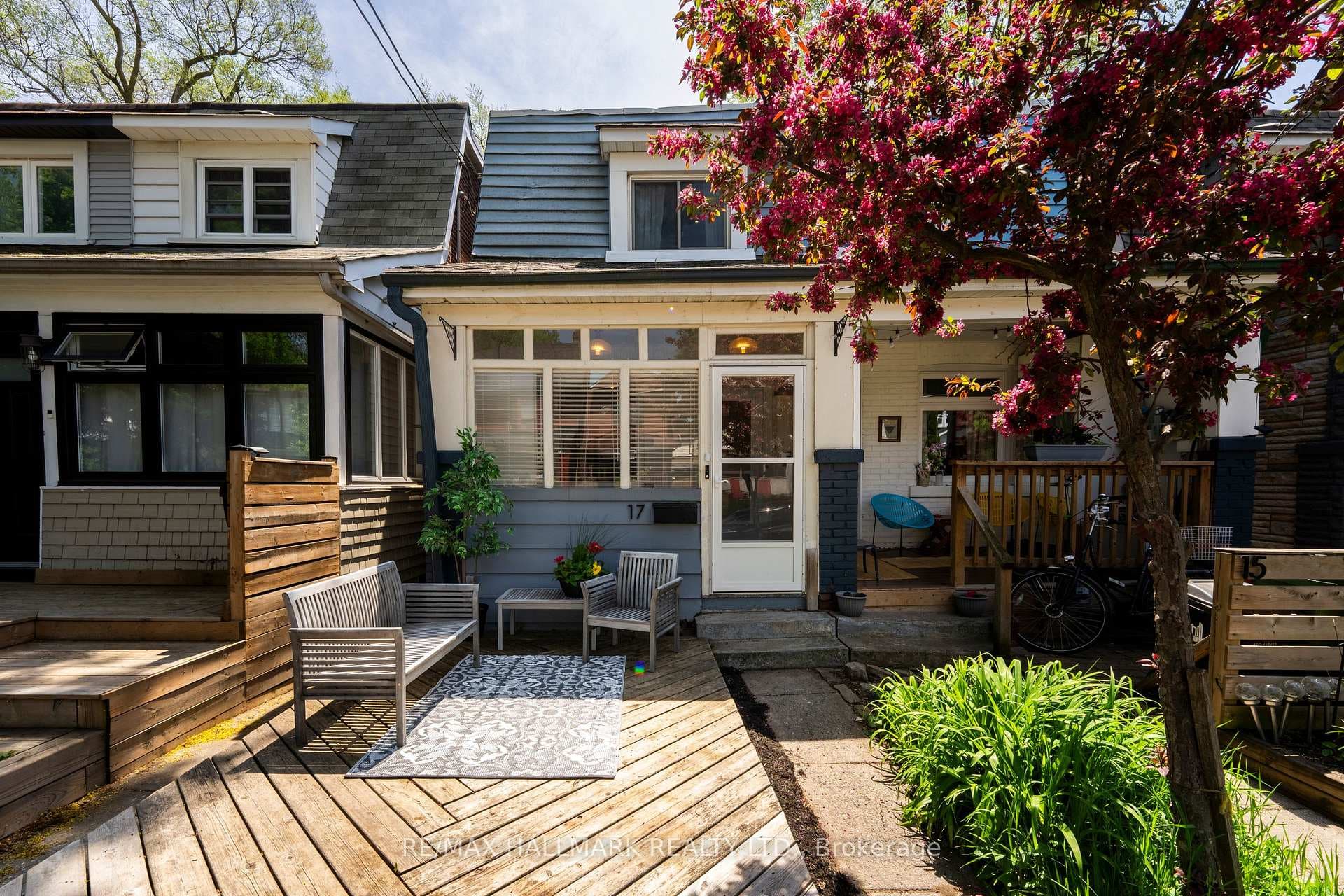 17 Mountalan Avenue - Semi-Detached photo 2 of 42 in Riverdale / Leslieville, Ontario