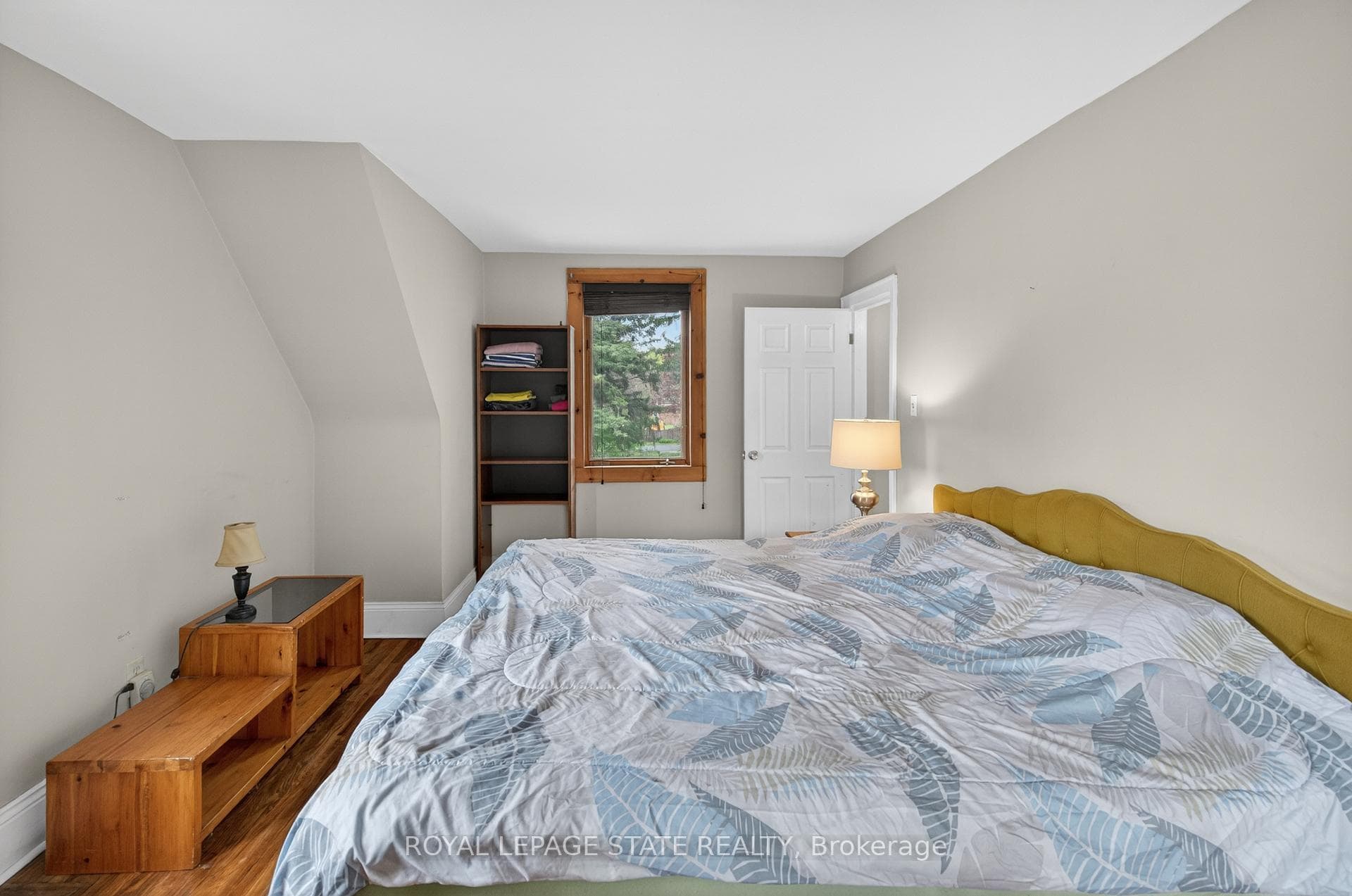893 Lasalle Park Road - Detached photo 20 of 47 in Burlington, Ontario