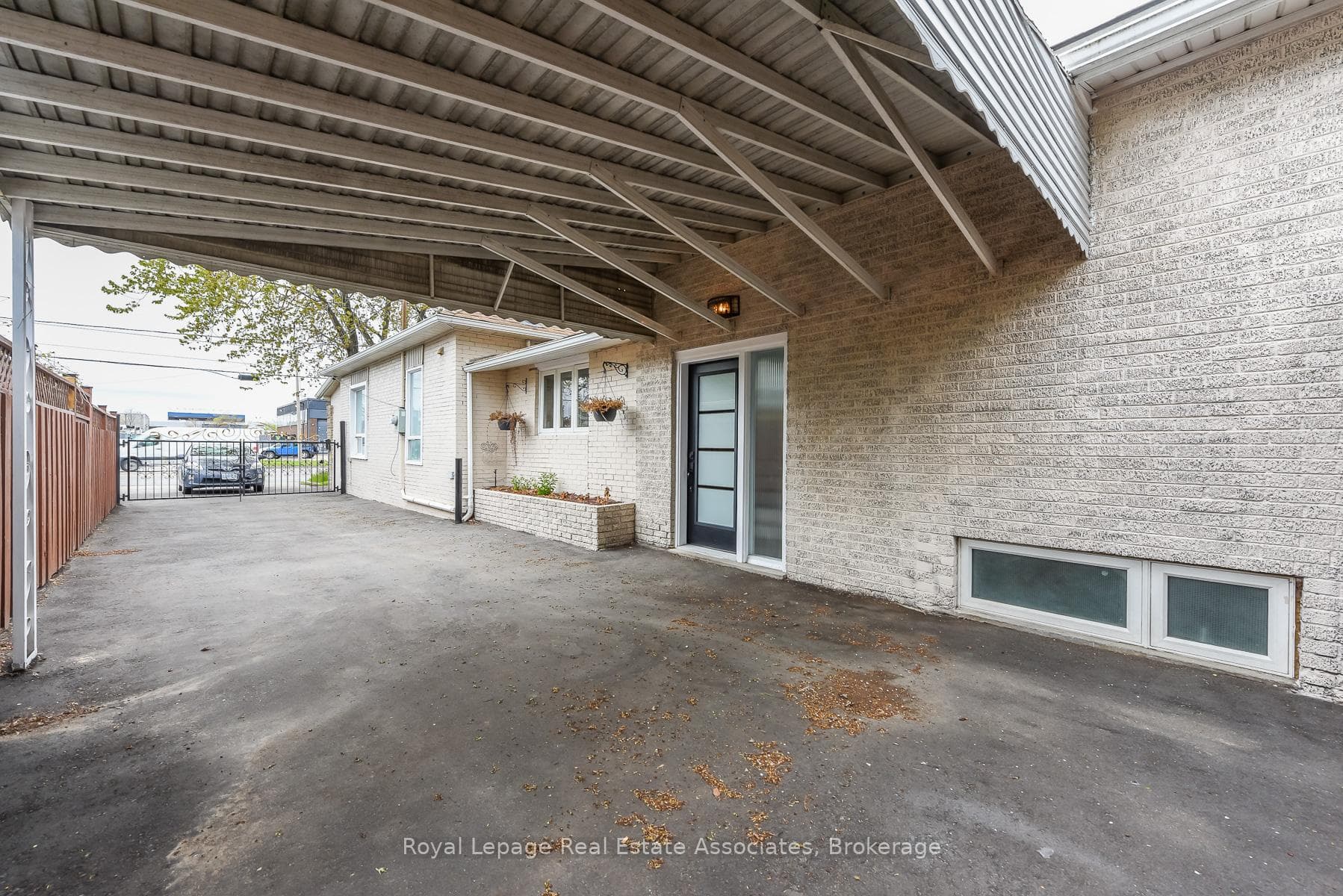 665 Kipling Avenue - Commercial photo 41 of 43 in Etobicoke (Islington / Rexdale), Ontario