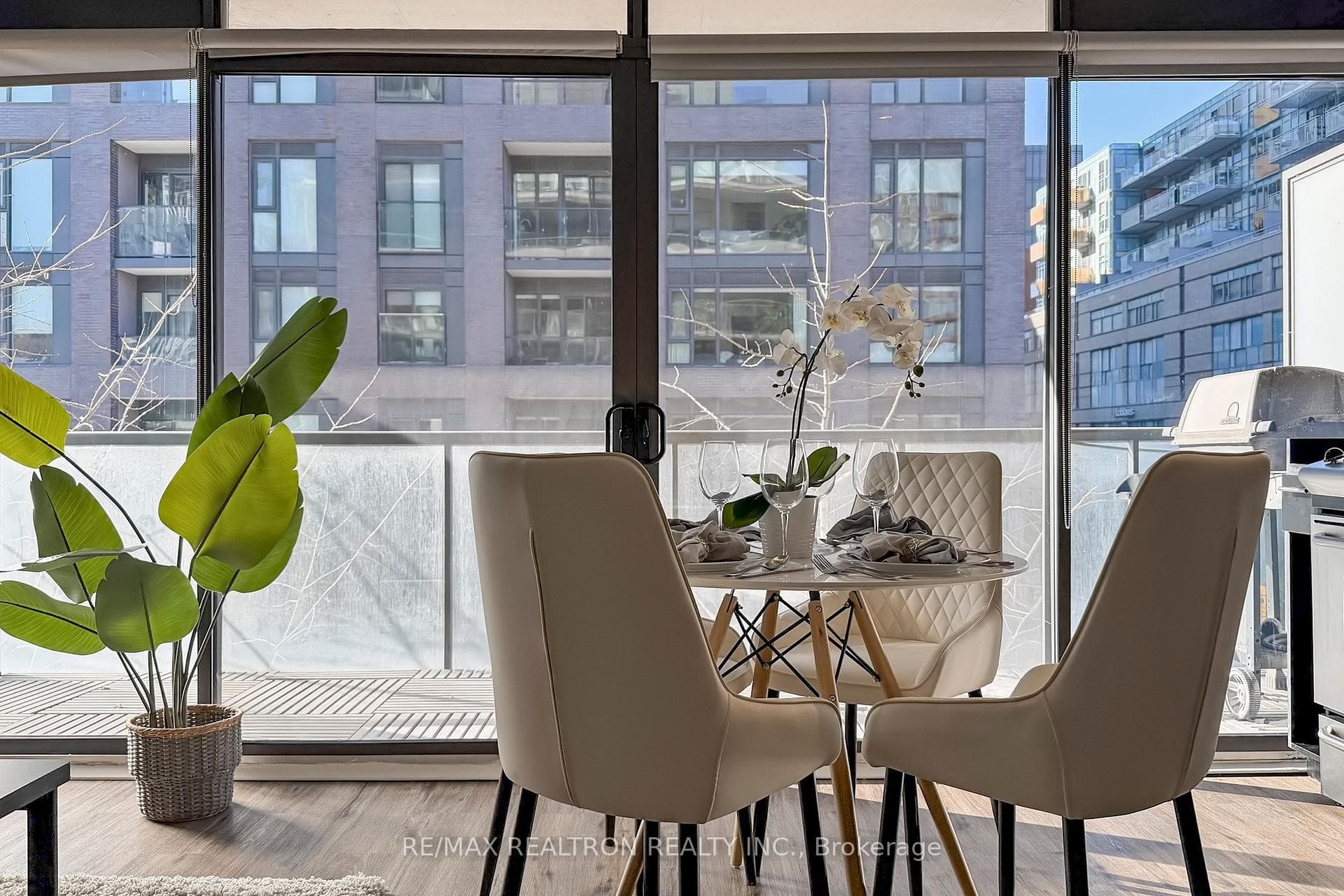 533 Richmond Street Unit 408 - Condo photo 11 of 23 in Downtown Toronto / Waterfront, Ontario