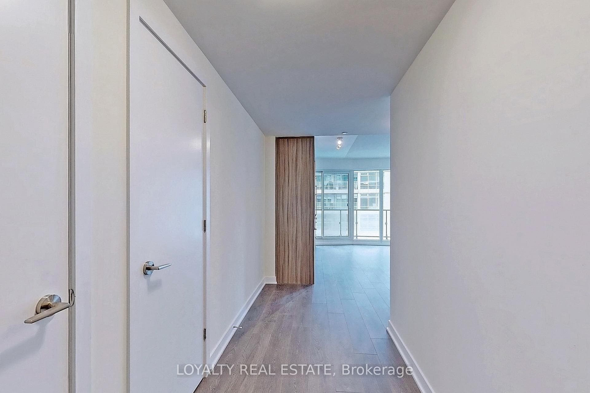 2221 Yonge Street Unit 1705 - Condo photo 32 of 46 in Leaside / Davisville, Ontario