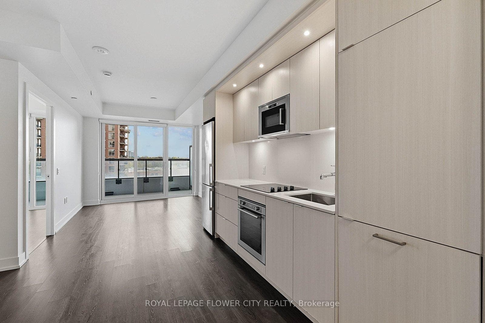 20 Inn On The Park Drive Unit 938 - Condo photo 6 of 36 in Don Mills / Parkwoods / Victoria Village, Ontario