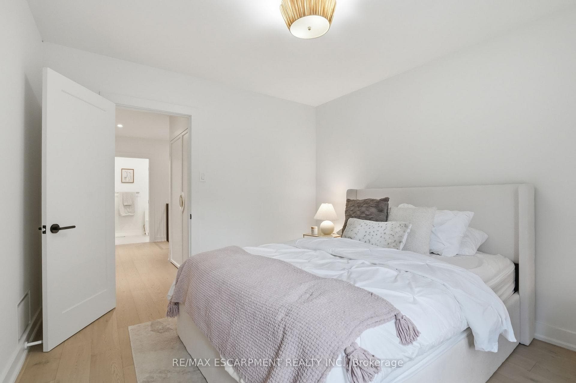 345 Rankin Drive - Detached photo 26 of 50 in Burlington, Ontario
