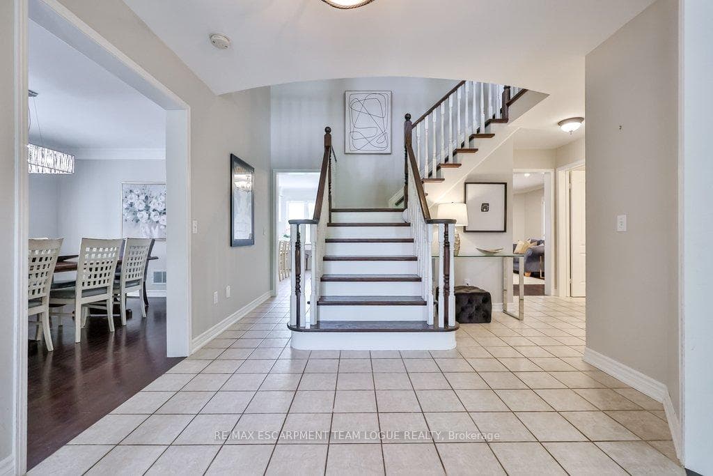 145 Westchester Road - Detached photo 6 of 50 in Oakville, Ontario