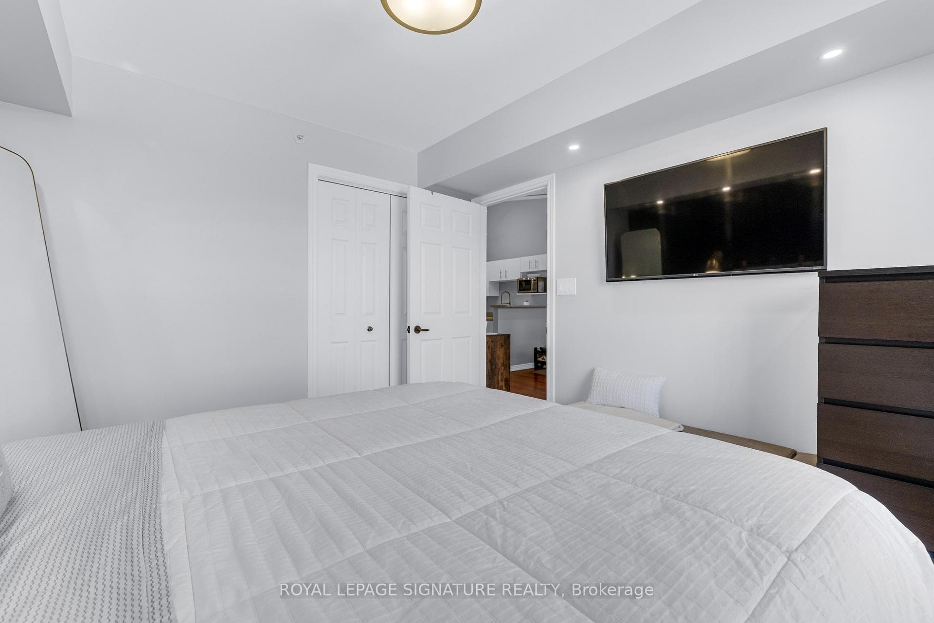 4005 Kilmer Drive Unit 410 - Condo photo 16 of 22 in Burlington, Ontario