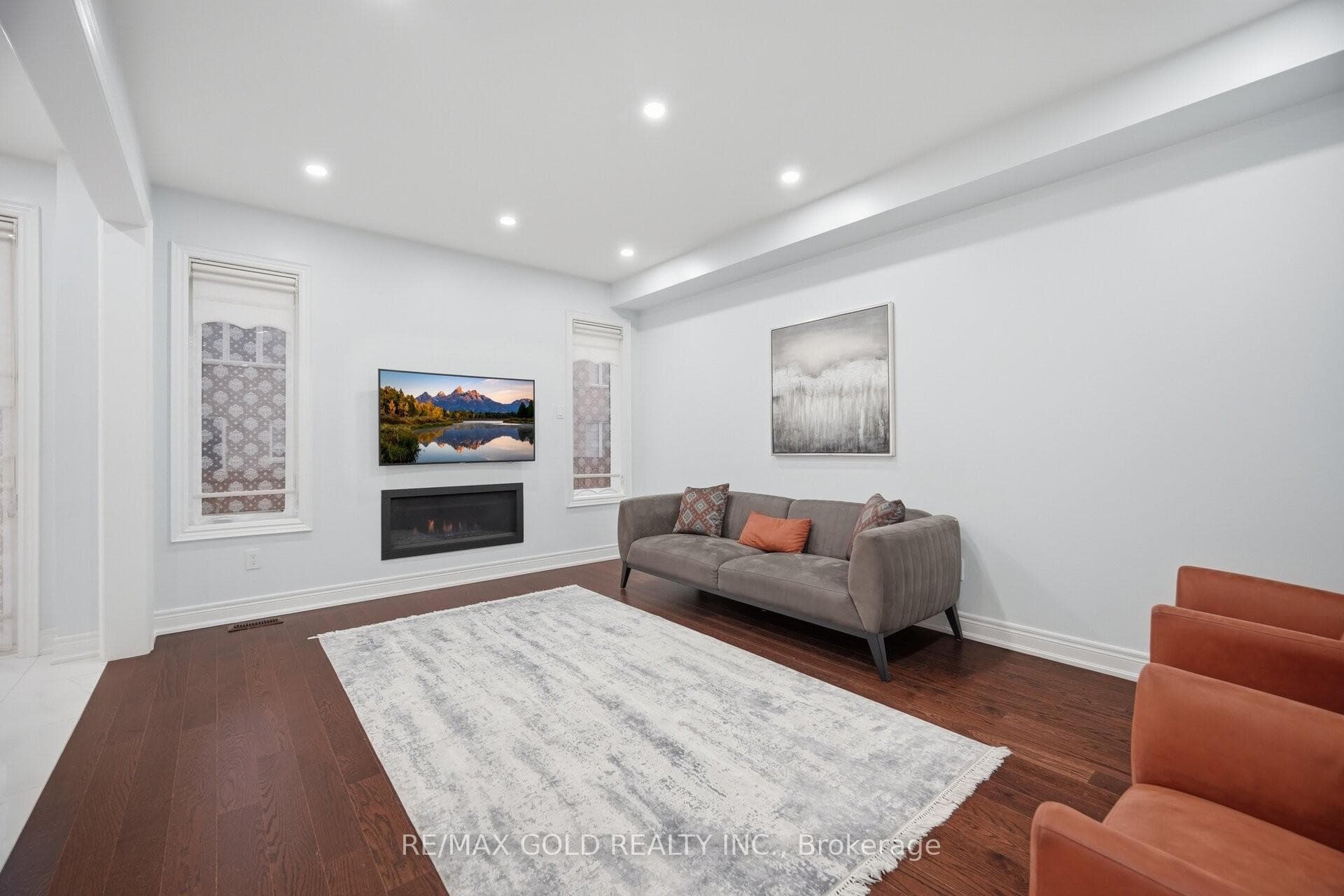 11 Sinatra Street - Detached photo 6 of 30 in Brampton, Ontario