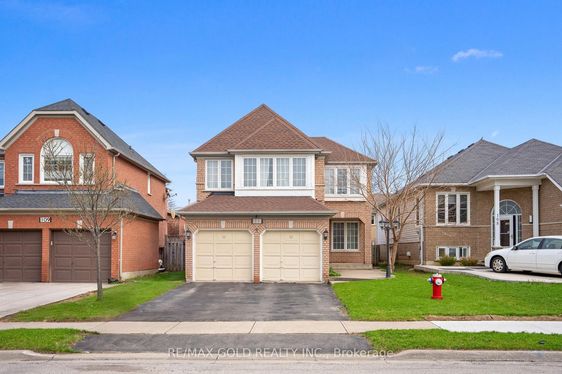 107 Seclusion Crescent - Detached for sale in Castlemore, Ontario