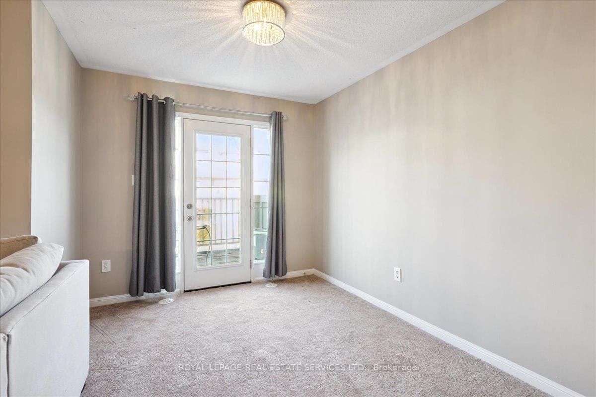 222 Septimus Heights - Townhouse photo 16 of 30 in Milton, Ontario