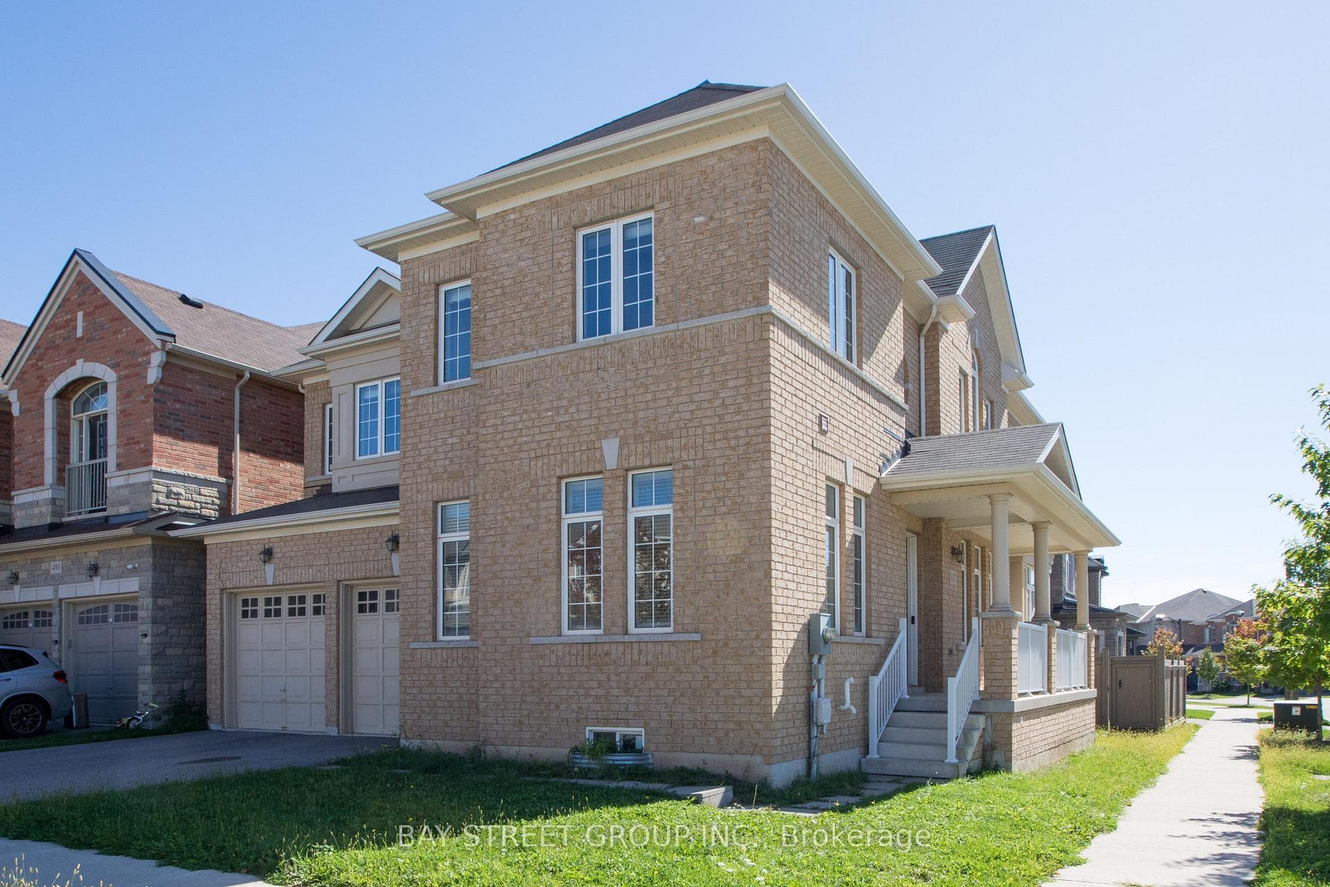 3127 Streamwood Pass - Detached photo 1 of 48 in Oakville, Ontario