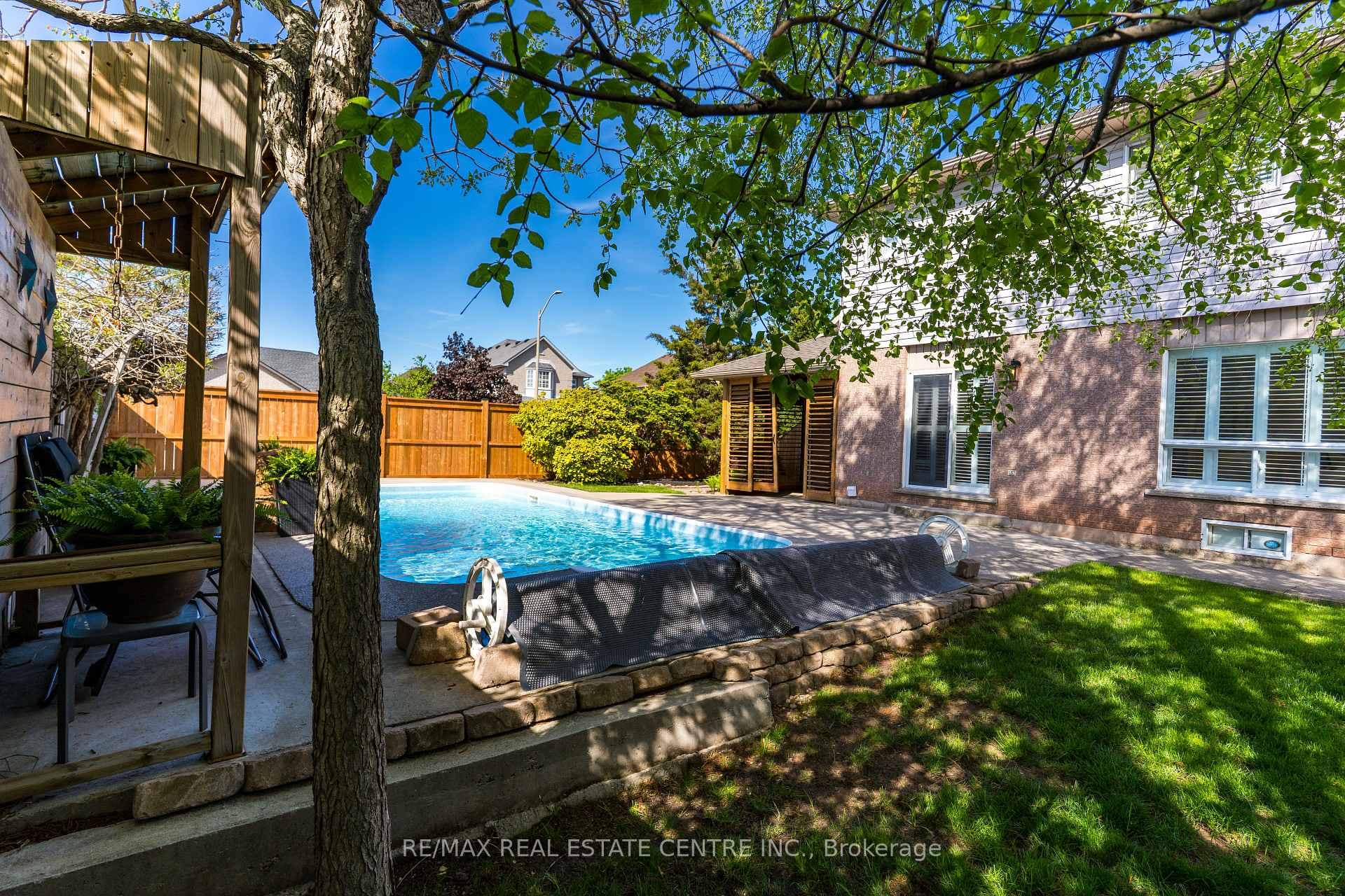 2 Orvieto Court - Detached photo 40 of 47 in Hamilton, Ontario