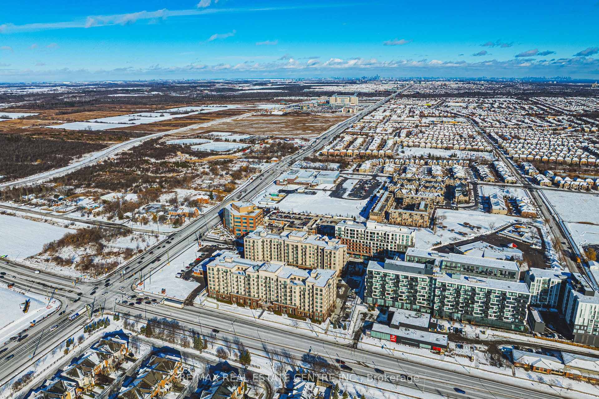 2486 Old Bronte Road Unit 706 - Condo photo 36 of 38 in Oakville, Ontario