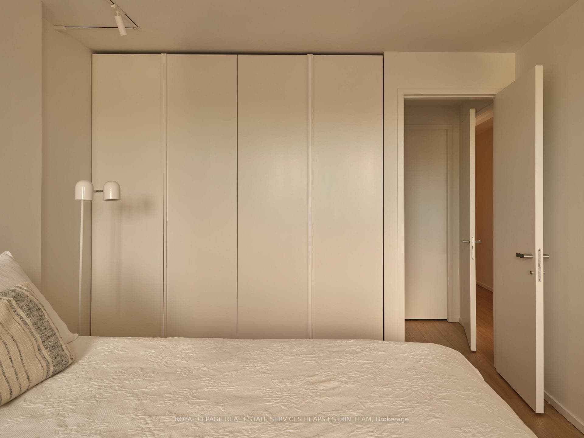 225 Davenport Road Unit 514 - Condo photo 20 of 36 in Annex / Yorkville / Summerhill, Ontario