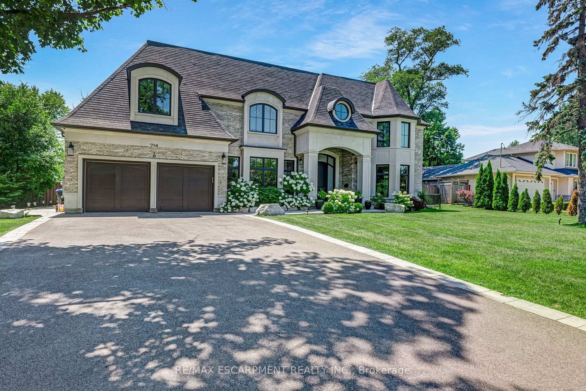 714 Atoka Drive - Detached photo 2 of 50 in Mississauga, Ontario