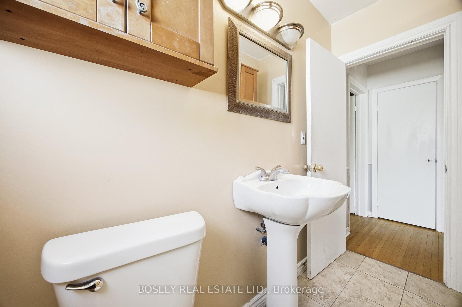 532 Sandmere Place - Detached photo 18 of 33 in Oakville, Ontario