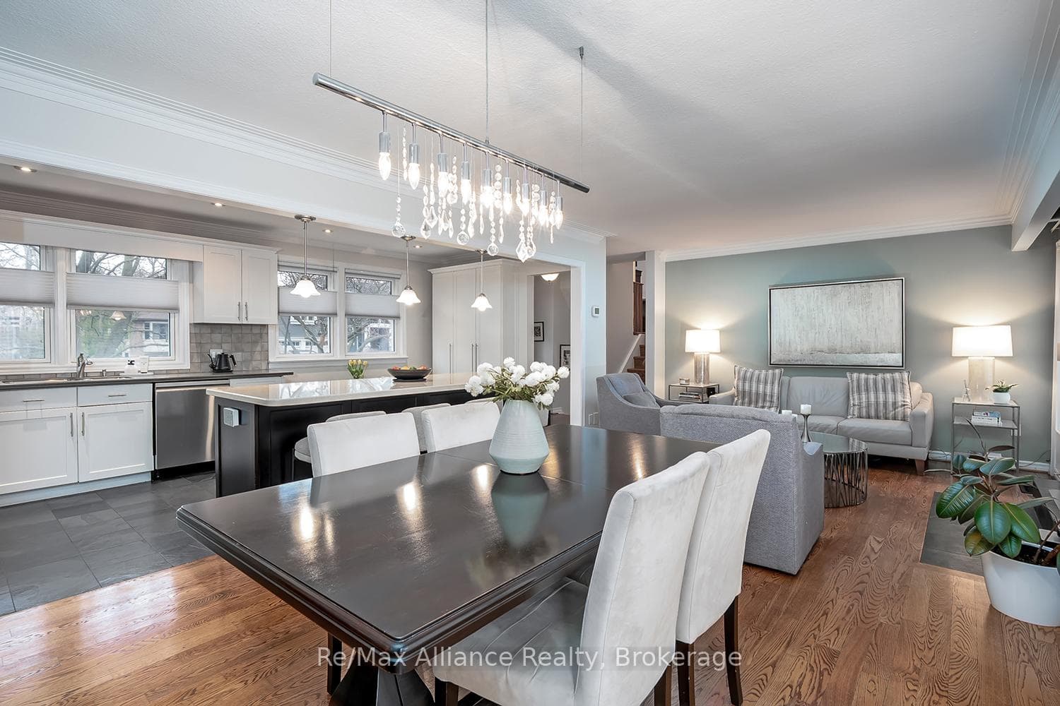183 Westminster Drive - Detached photo 18 of 44 in Oakville, Ontario