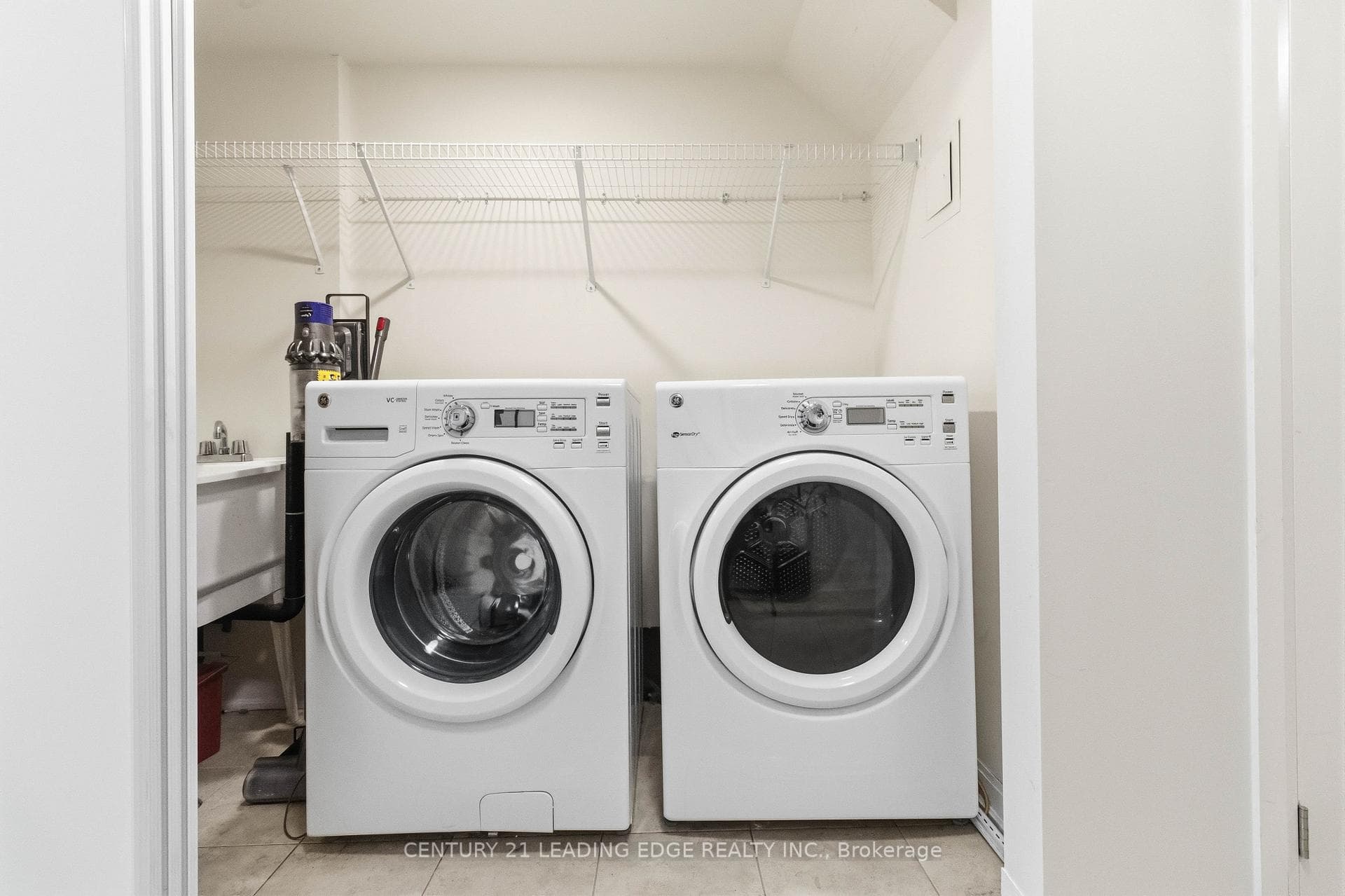 165 Hampshire Way Unit 106 - Townhouse photo 28 of 28 in Milton, Ontario