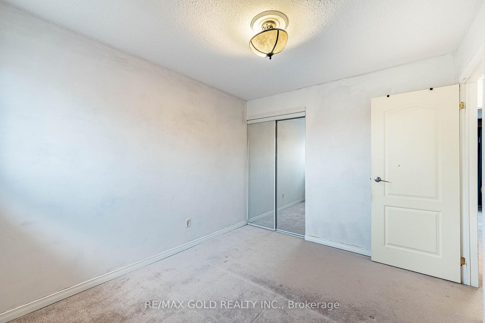 41 Simmons Boulevard - Detached photo 25 of 37 in Brampton, Ontario