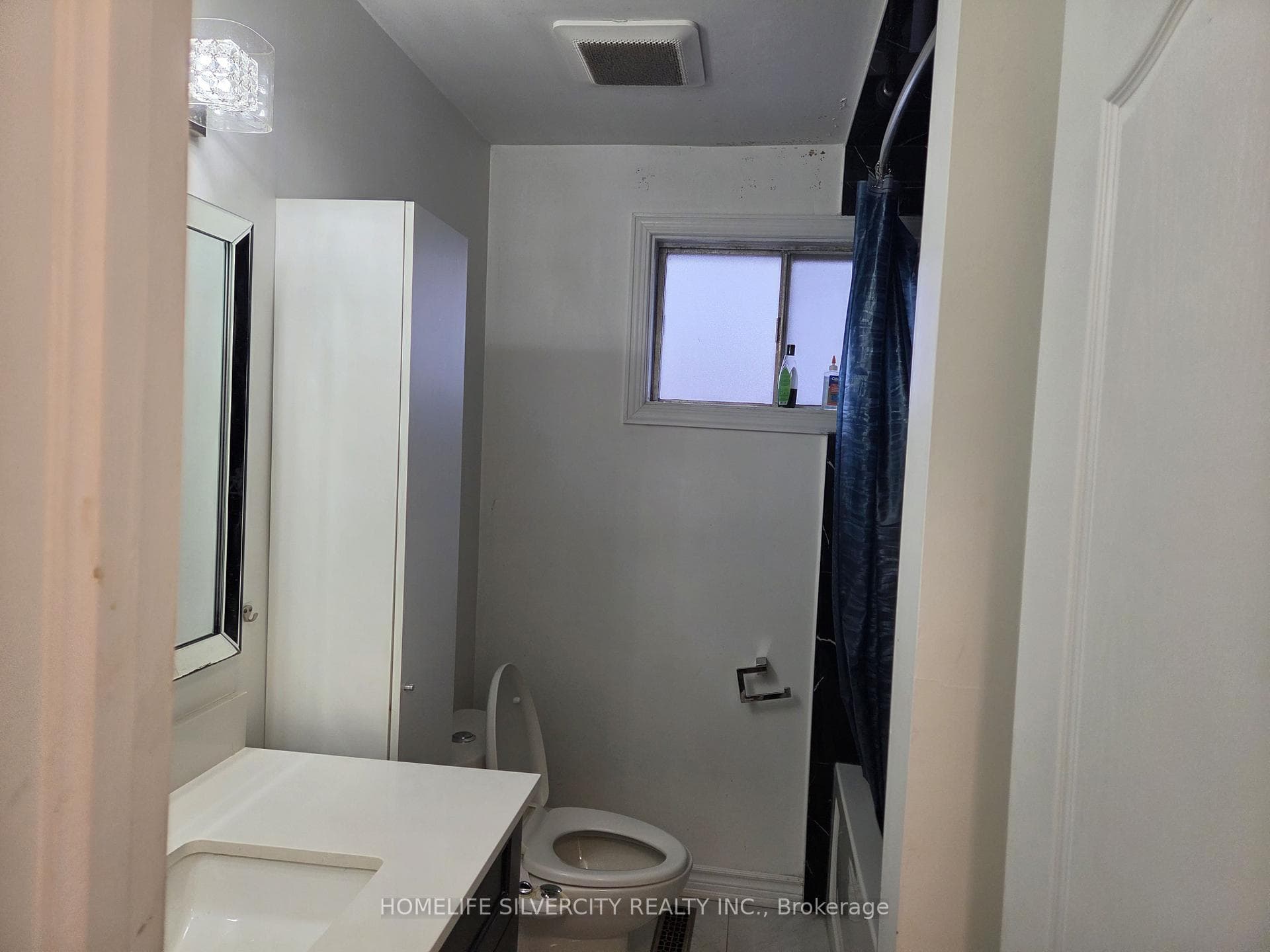 7582 Discus Crescent - Semi-Detached photo 7 of 23 in Mississauga, Ontario