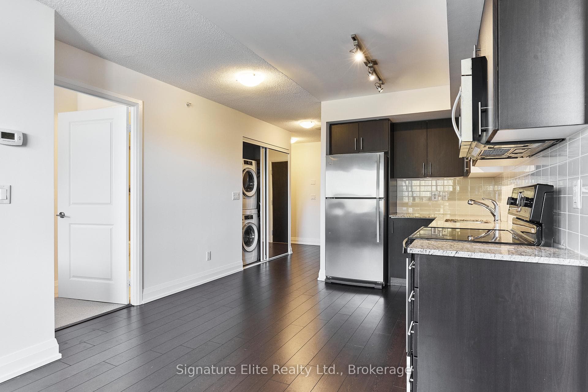 3520 Danforth Avenue Unit 301 - Condo photo 17 of 29 in Birch Cliff / Cliffside, Ontario