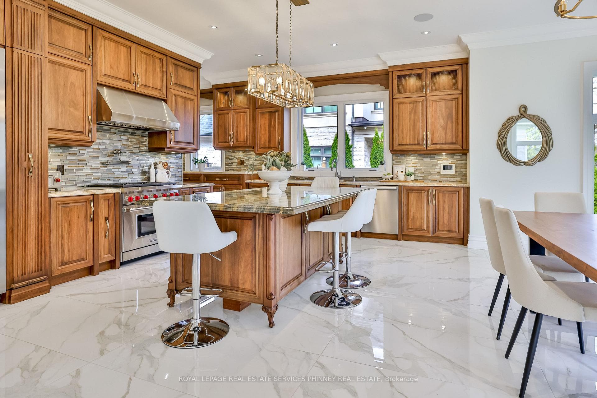 1511 Broadmoor Avenue - Detached photo 11 of 50 in Mississauga, Ontario