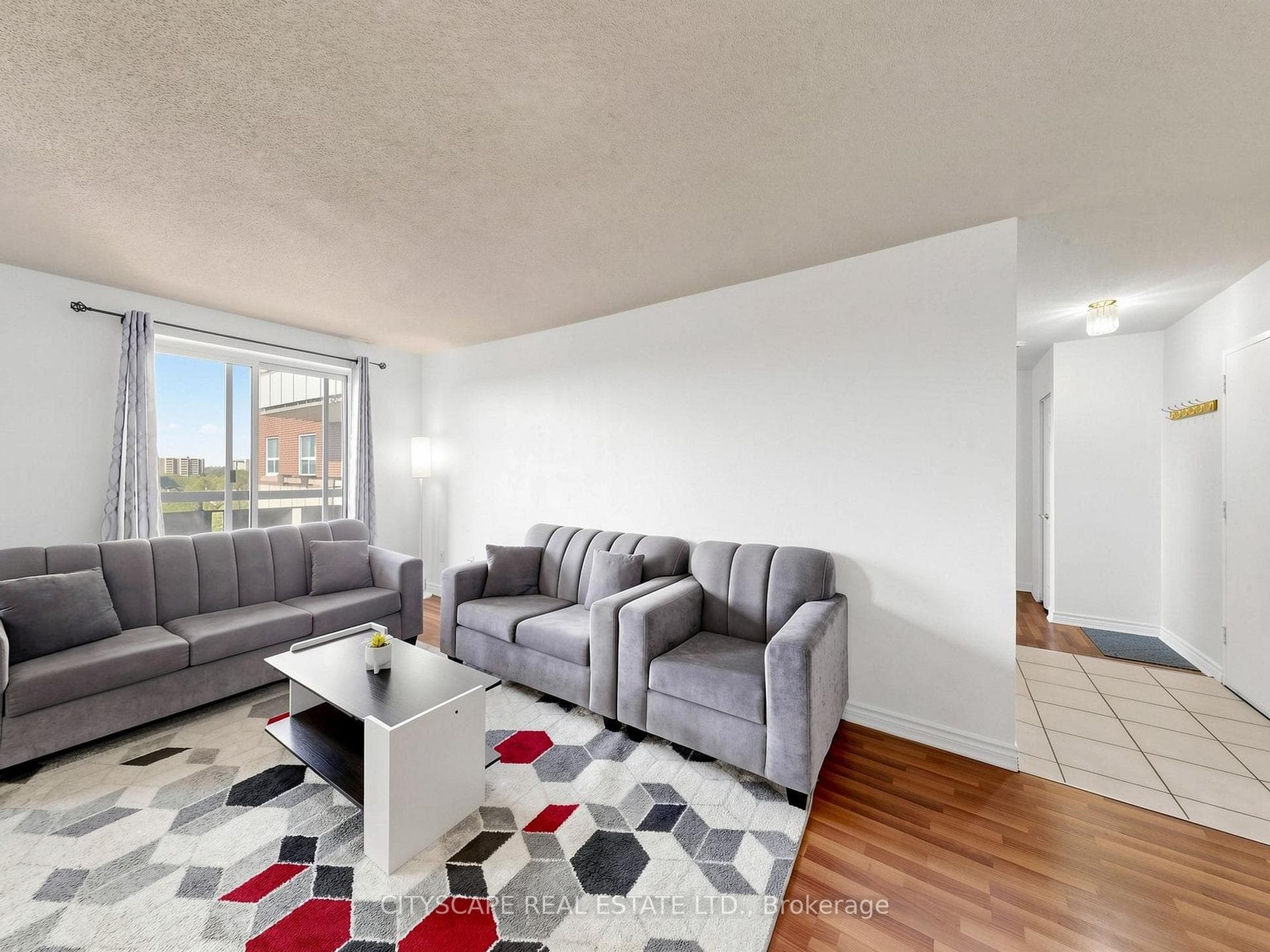 851 Queenston Road Unit 708 - Condo photo 5 of 27 in Hamilton, Ontario