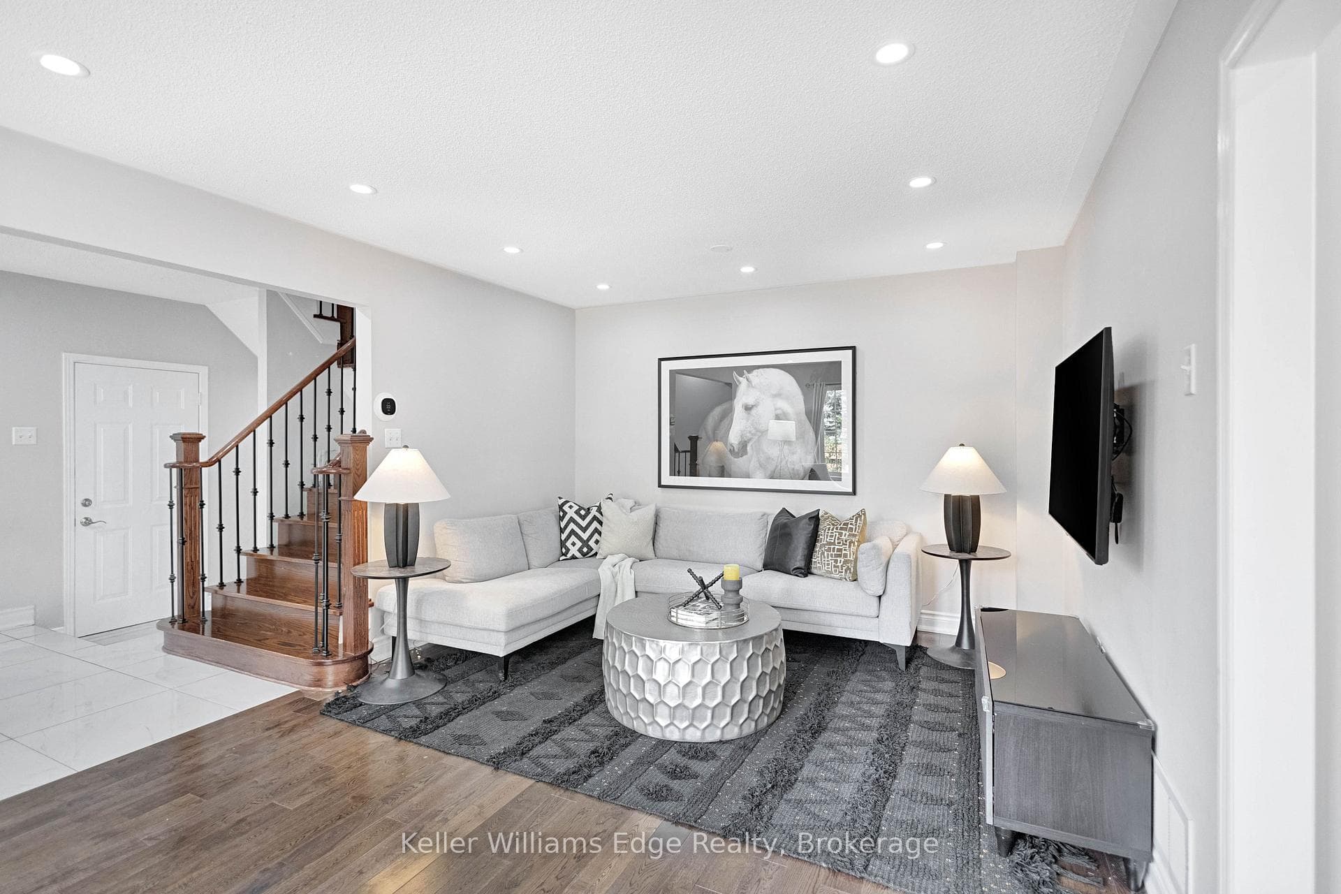 1854 Imperial Way - Townhouse photo 11 of 48 in Burlington, Ontario