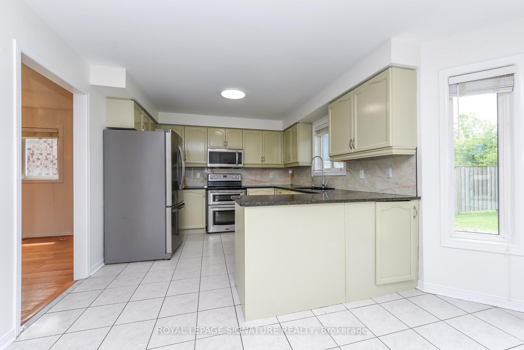 1307 Midgreen Lane - Detached photo 21 of 50 in Mississauga, Ontario