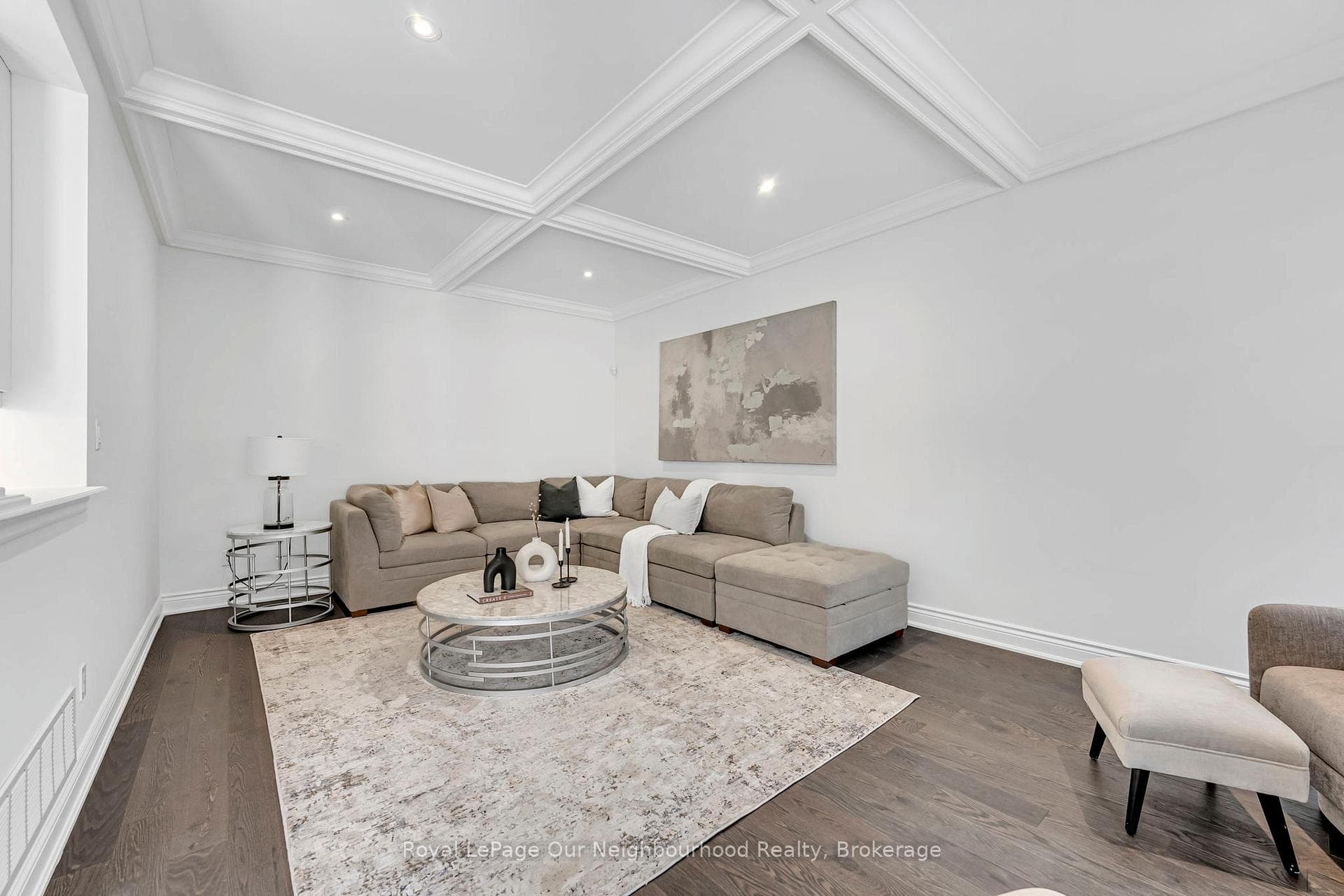 4689 Leanna Heights Road - Detached photo 13 of 39 in Burlington, Ontario