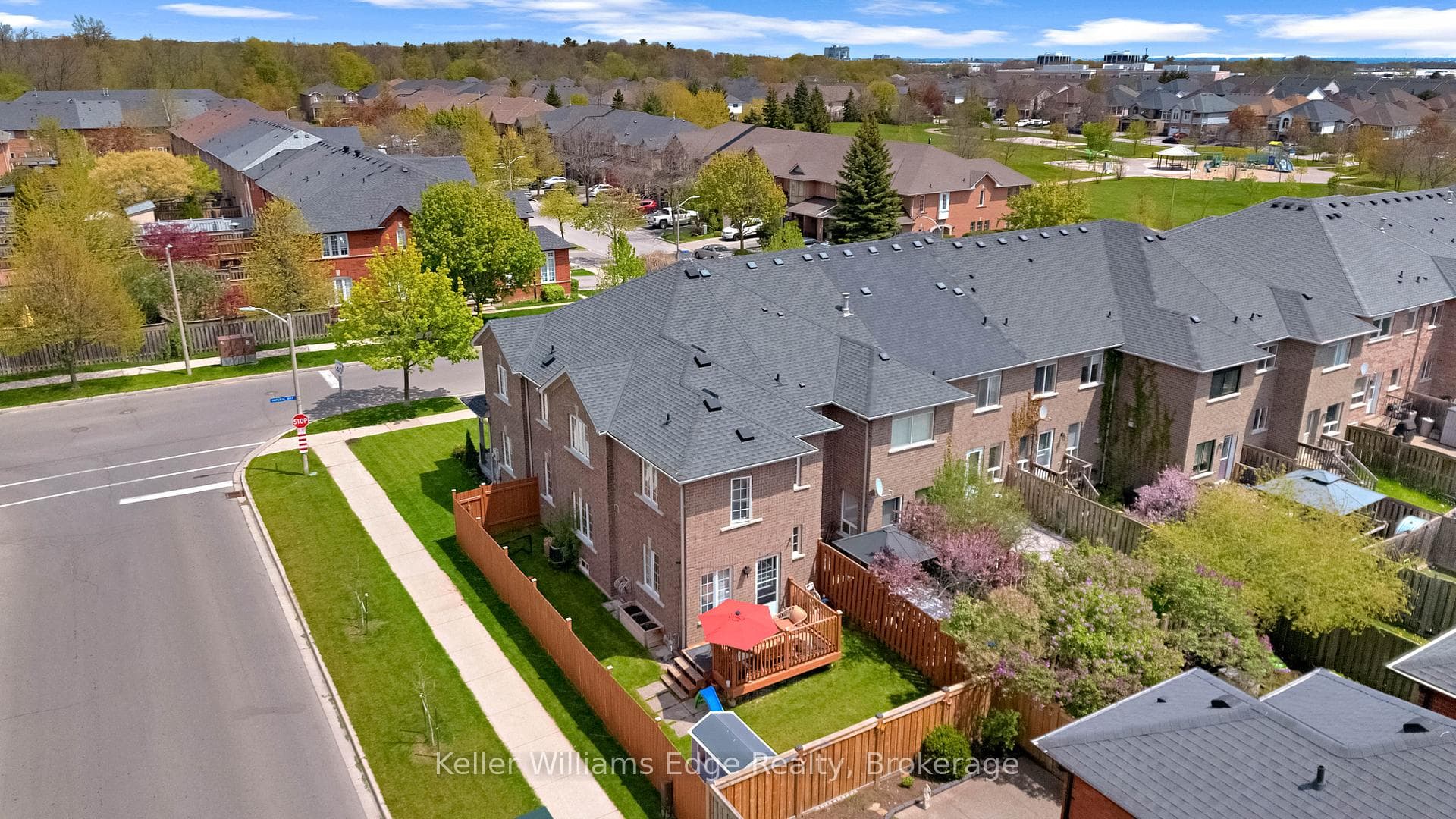 1854 Imperial Way - Townhouse photo 44 of 48 in Burlington, Ontario