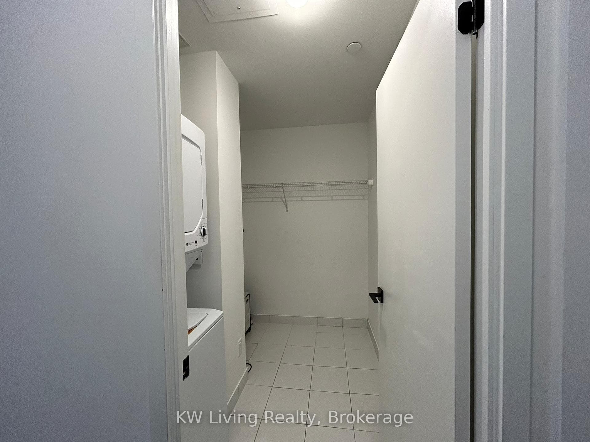 2489 Taunton Road Unit 711 - Condo photo 7 of 20 in Oakville, Ontario