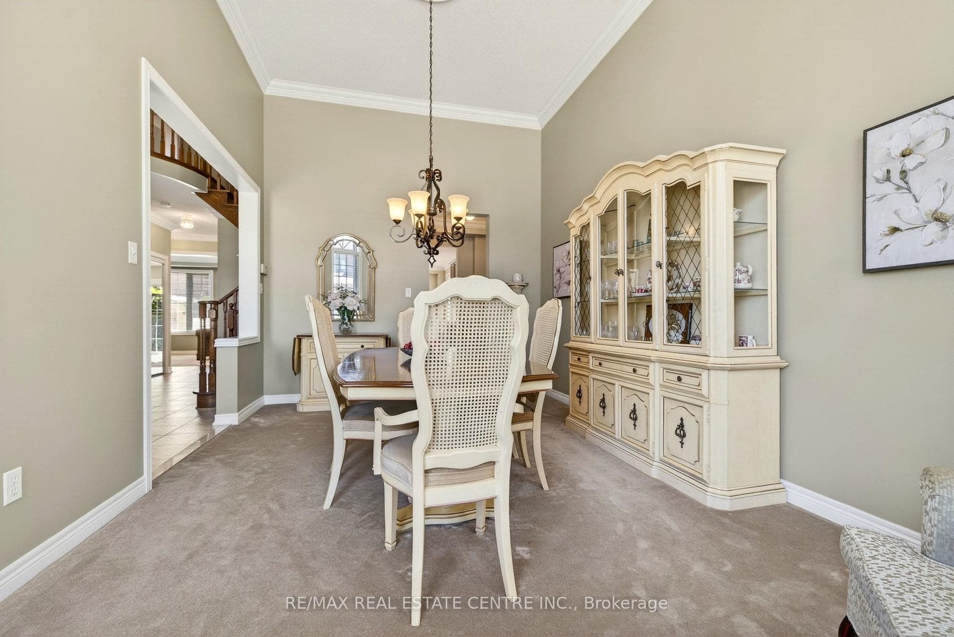 1022 Laidlaw Drive - Detached photo 10 of 50 in Milton, Ontario