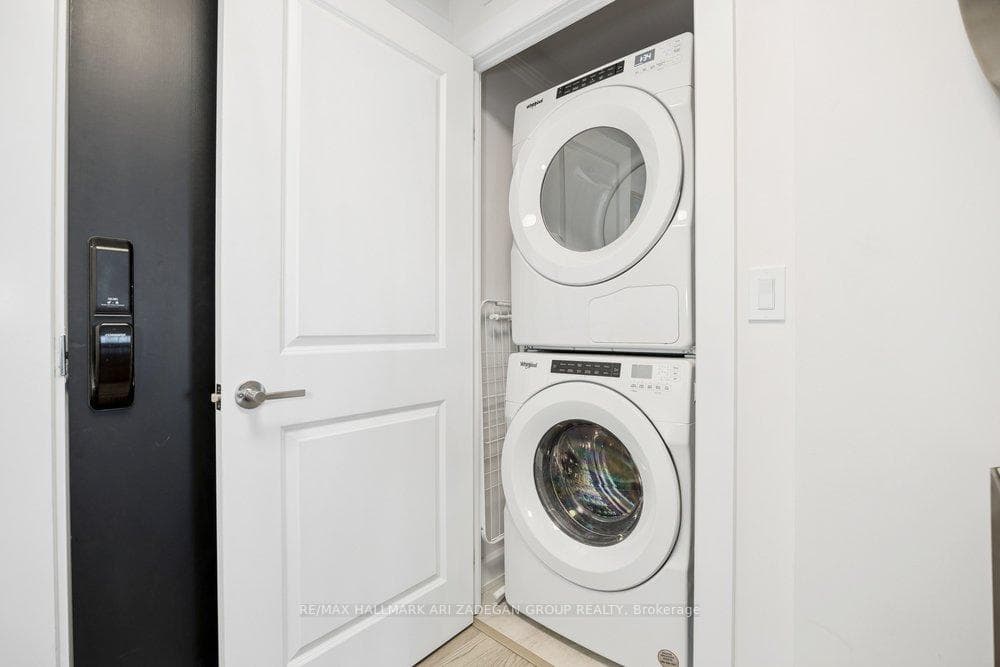 3200 William Coltson Avenue Unit 1302 - Condo photo 34 of 49 in Oakville, Ontario