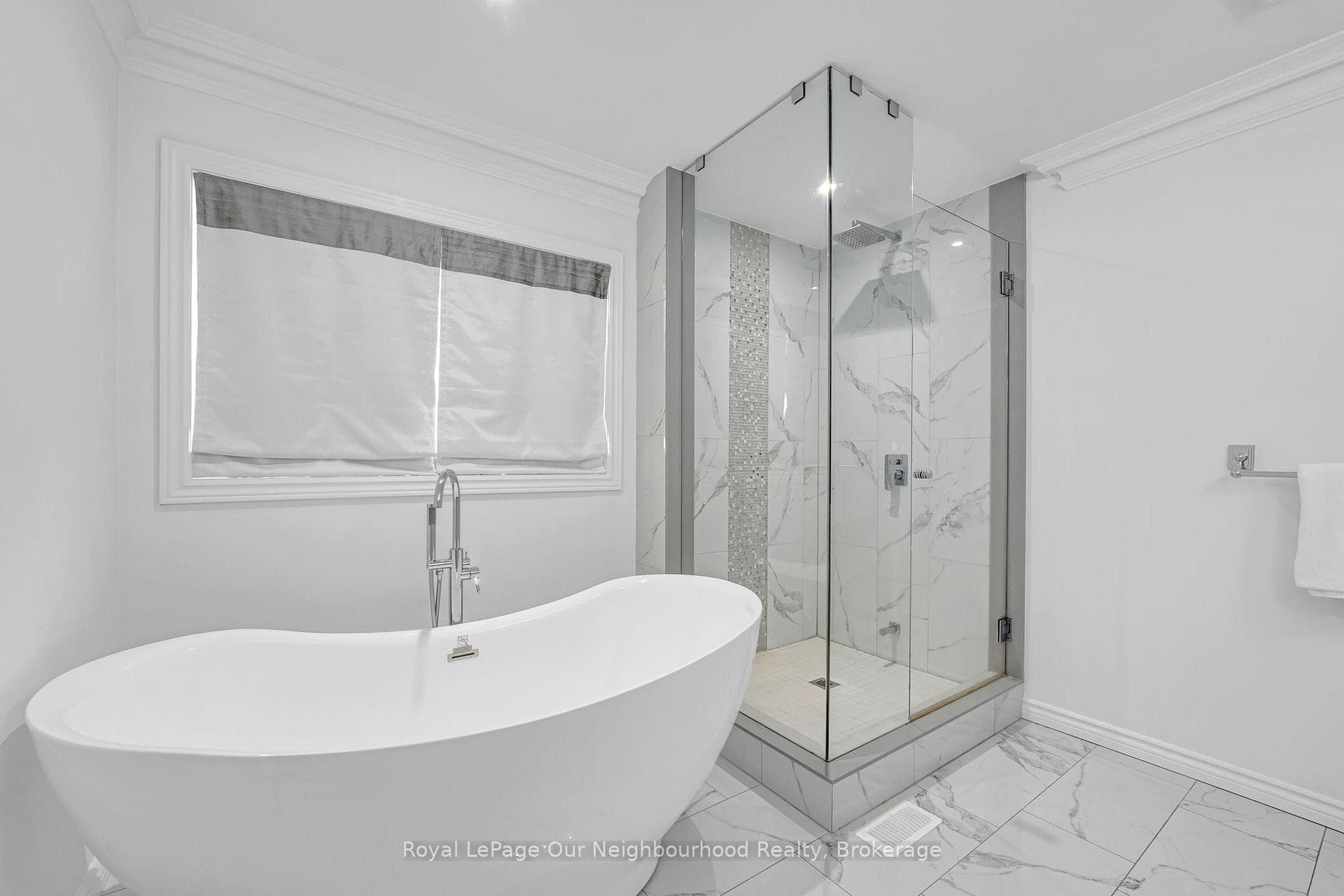 4689 Leanna Heights Road - Detached photo 19 of 39 in Burlington, Ontario
