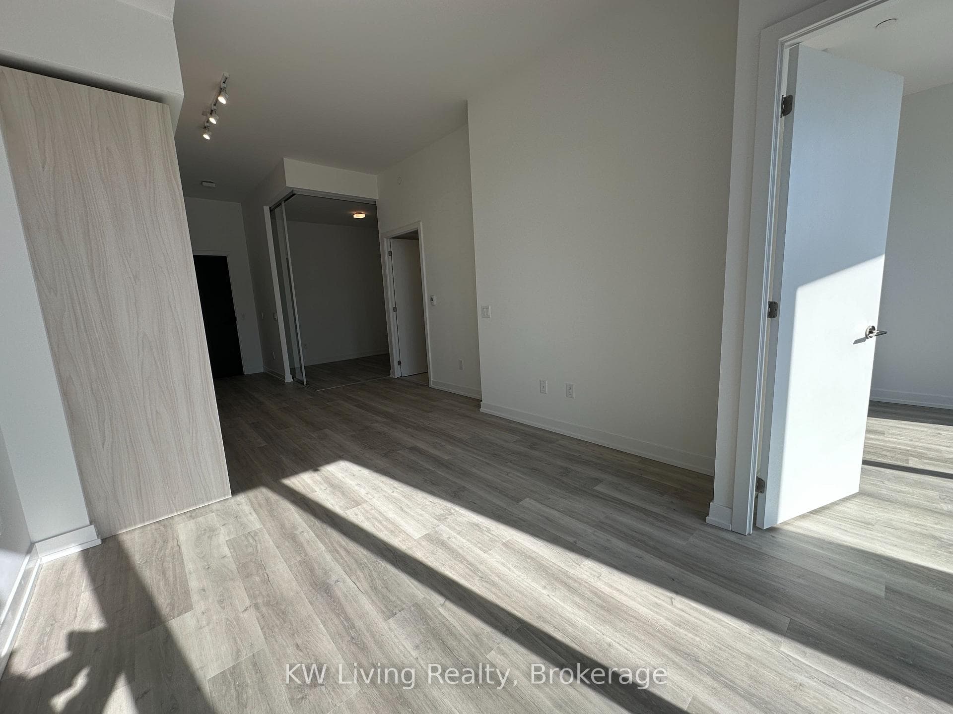 28 Eastern Avenue Unit 616 - Condo photo 12 of 19 in Regent Park / Cabbagetown / St. James Town, Ontario