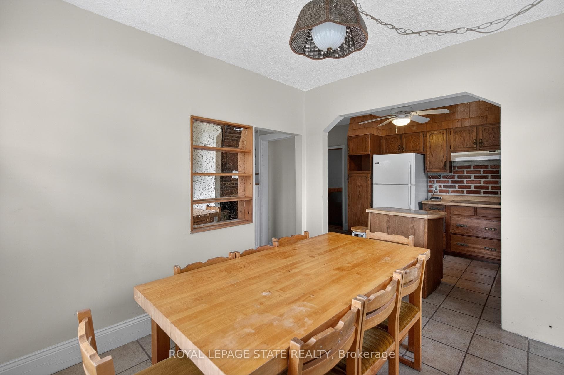 893 Lasalle Park Road - Detached photo 10 of 47 in Burlington, Ontario