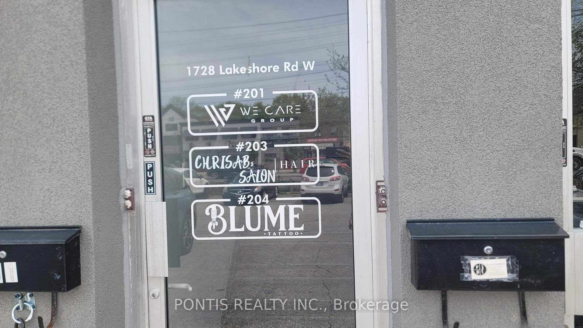 1728 LAKESHORE Road - Commercial photo 2 of 10 in Mississauga, Ontario