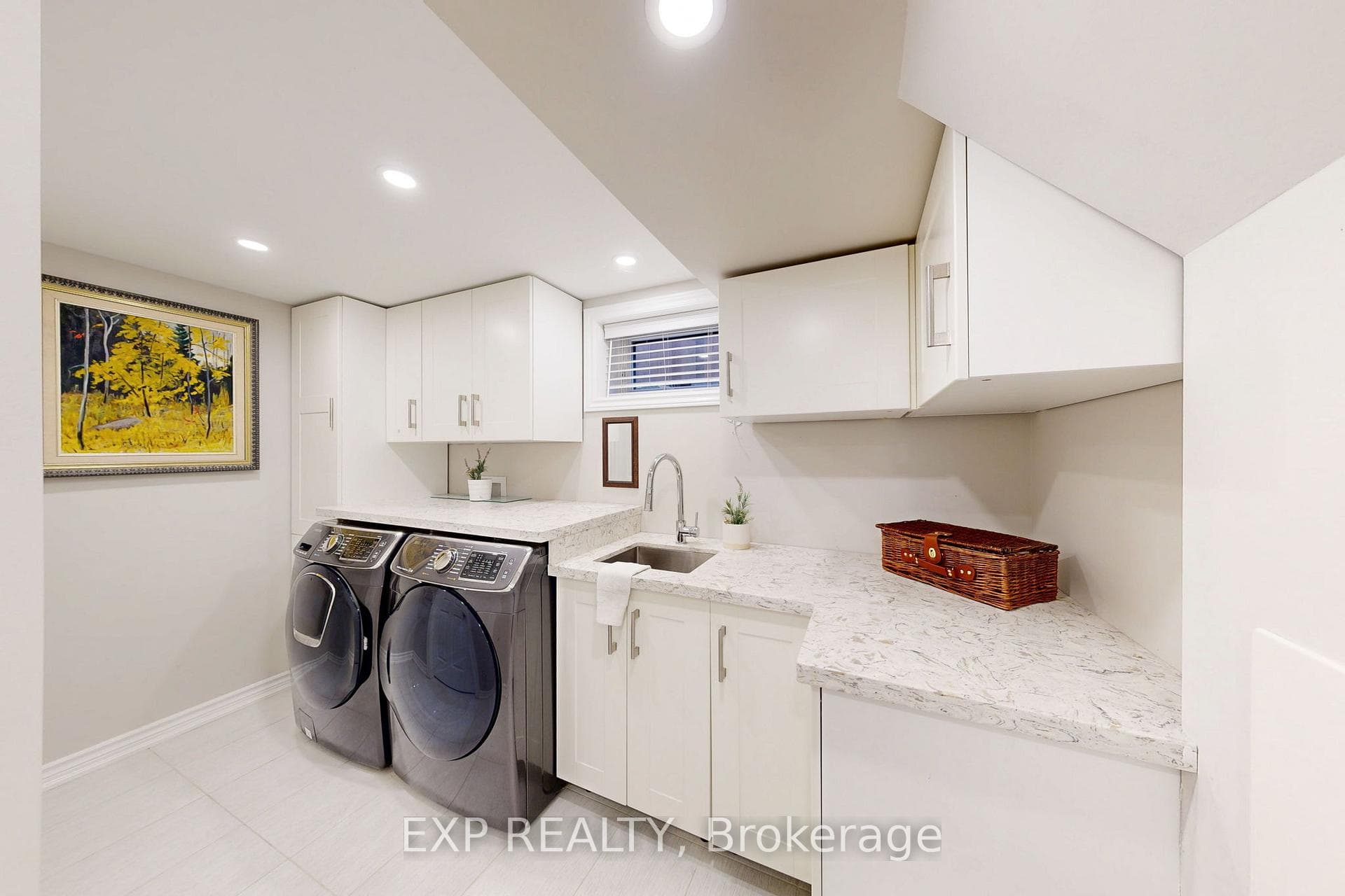 2439 Bridge Road - Detached photo 32 of 50 in Oakville, Ontario