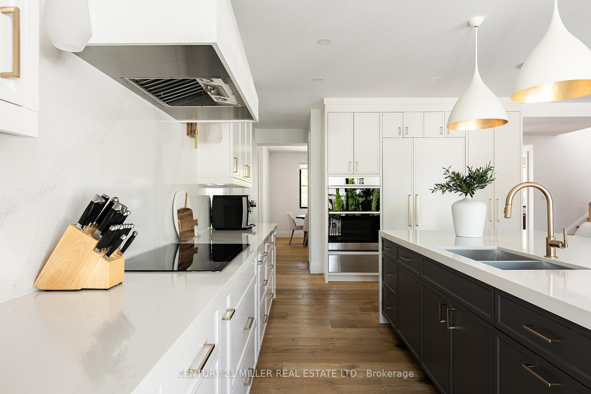 257 Sunrise Crescent - Detached photo 13 of 44 in Oakville, Ontario