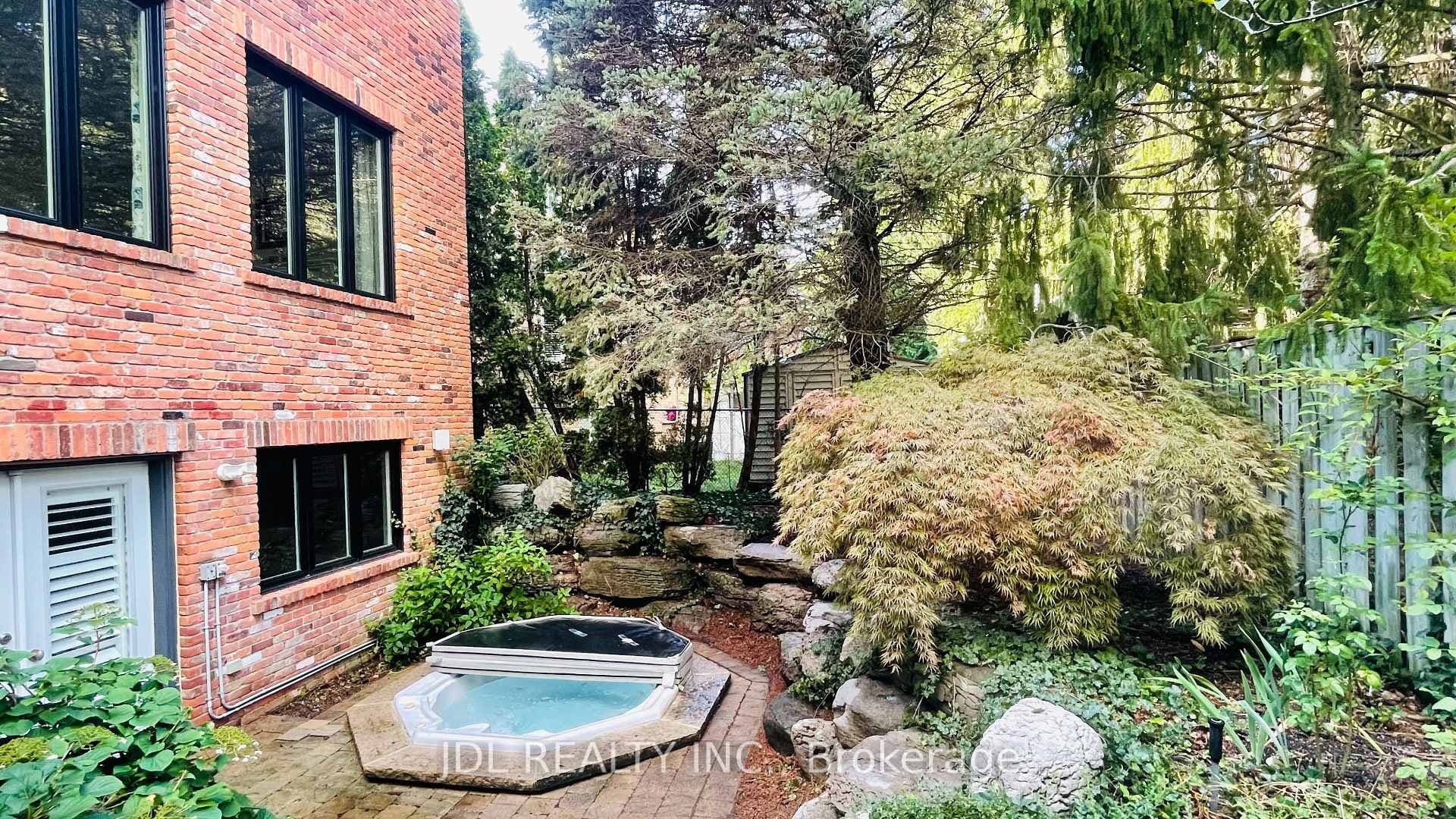 1283 Lindburgh Court - Detached photo 48 of 49 in Mississauga, Ontario
