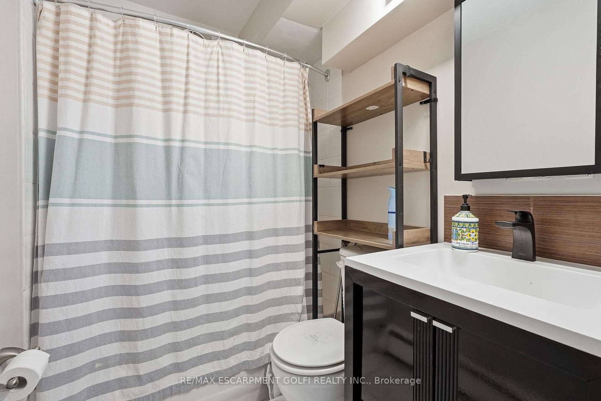 30 Summit Avenue Unit 505 - Condo photo 18 of 28 in Hamilton, Ontario