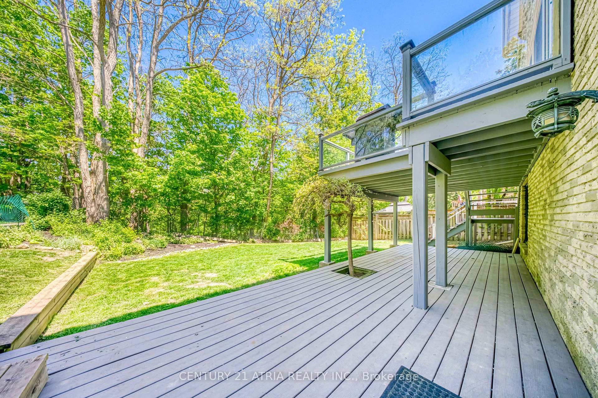 474 Hidden Trail N/A - Detached photo 44 of 47 in Thornhill / Willowdale, Ontario