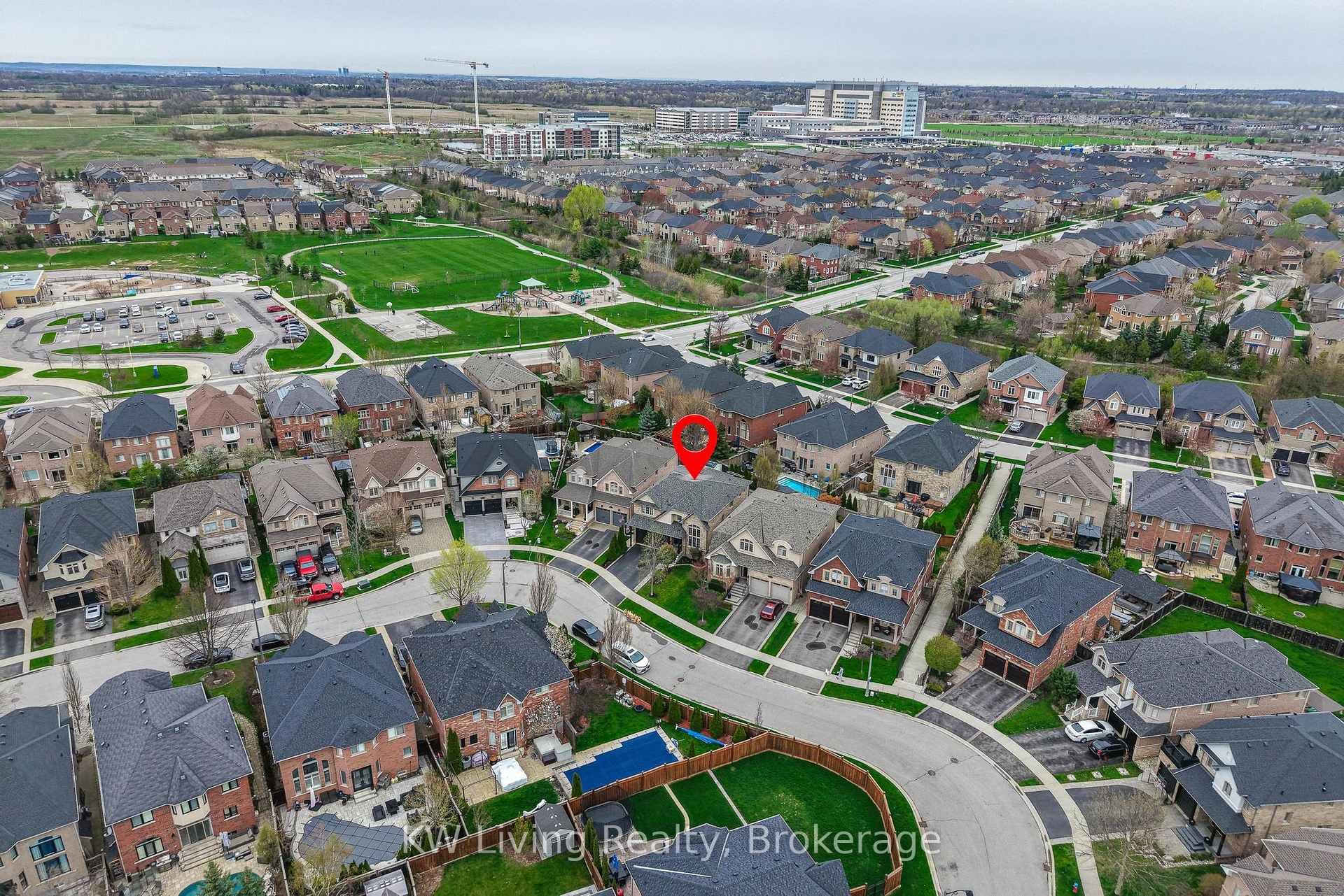 2327 Gladacres Lane - Detached photo 38 of 42 in Oakville, Ontario