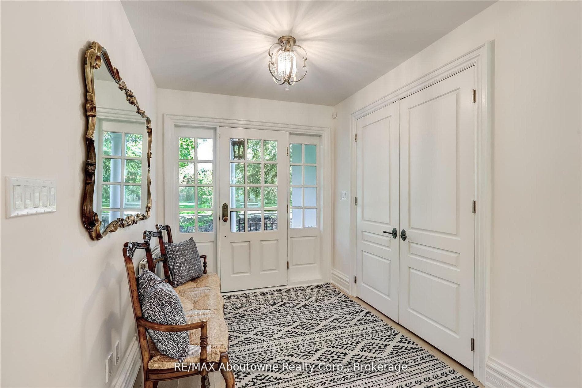 317 Gloucester Avenue - Detached photo 16 of 39 in Oakville, Ontario