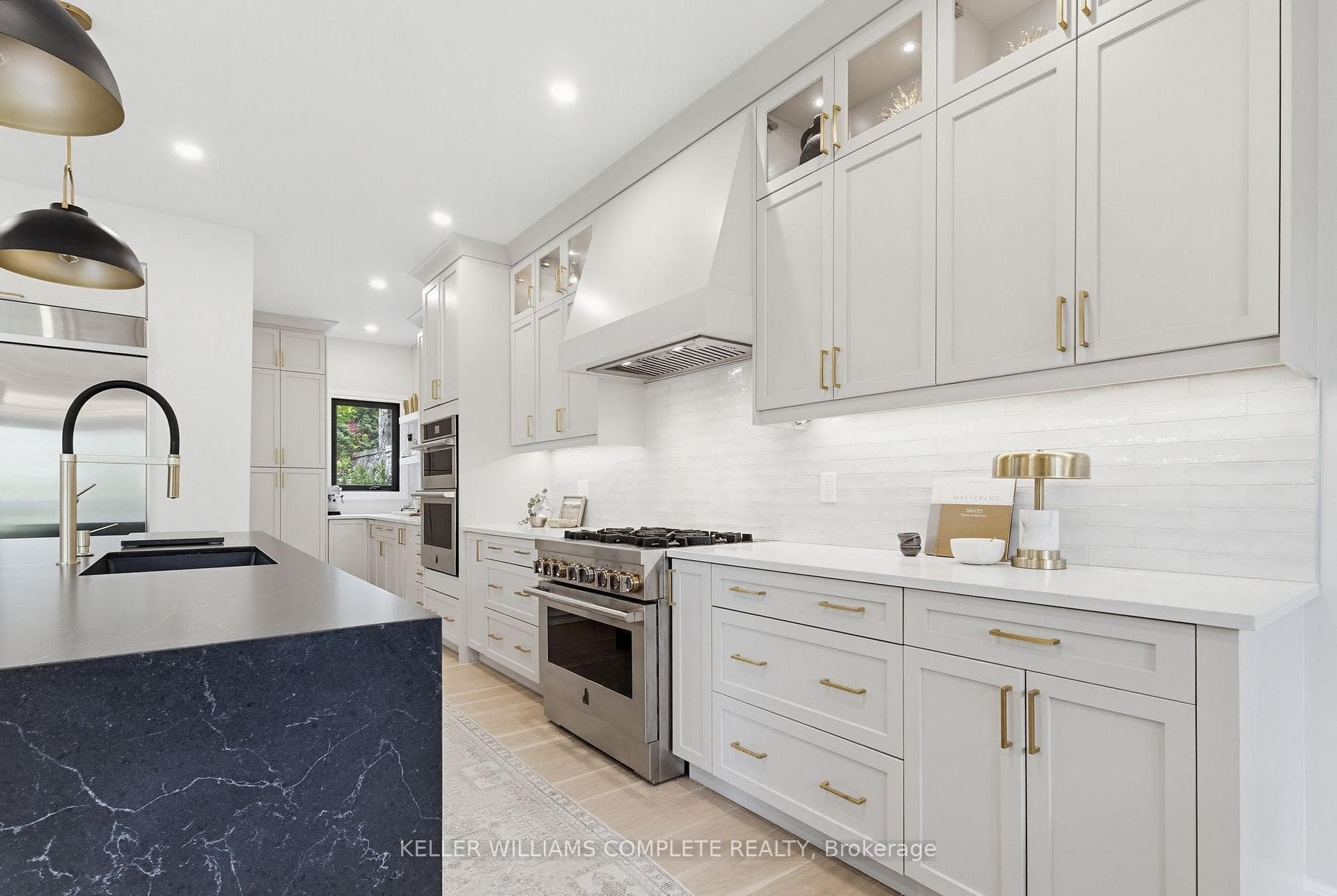 28 Undercliffe Avenue - Detached photo 12 of 49 in Hamilton, Ontario