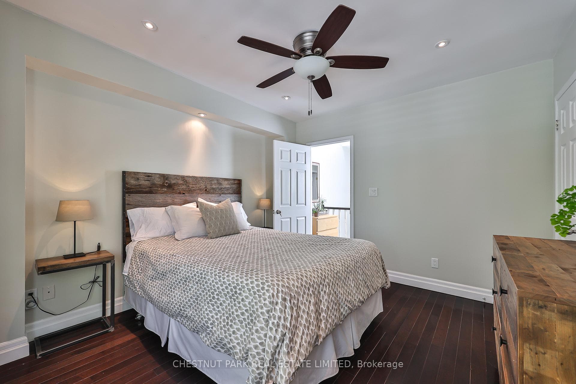 110 Booth Avenue - Semi-Detached photo 25 of 40 in Riverdale / Leslieville, Ontario