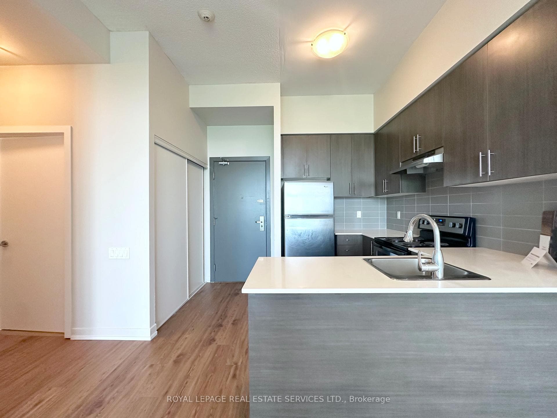 188 Clark Boulevard Unit 407 - Condo photo 2 of 17 in Brampton, Ontario