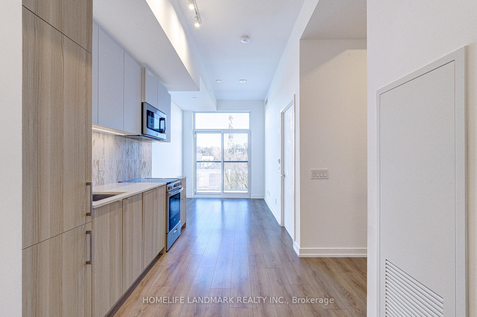 500 Dupont Street Unit 310 - Condo photo 7 of 29 in Annex / Yorkville / Summerhill, Ontario