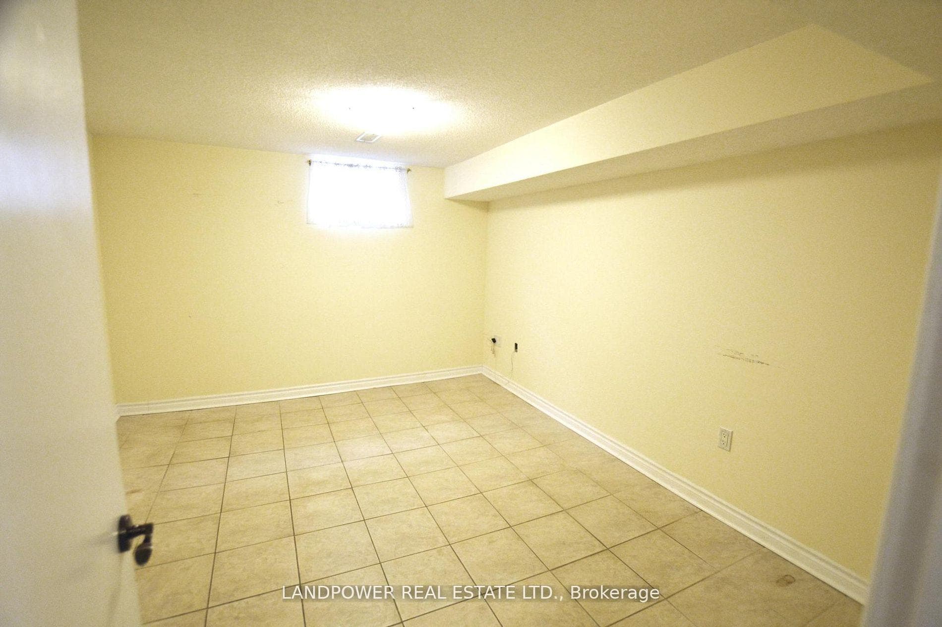 93 Clansman Boulevard - Detached photo 28 of 37 in Hillcrest Village / Bayview Village, Ontario