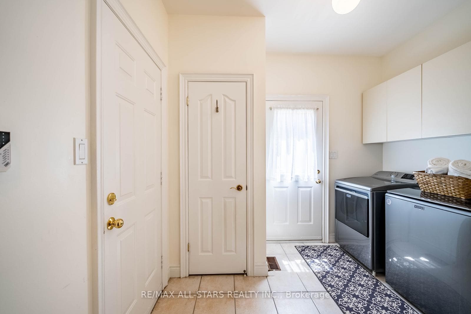 41 Deepwood Crescent - Detached photo 18 of 50 in Don Mills / Parkwoods / Victoria Village, Ontario